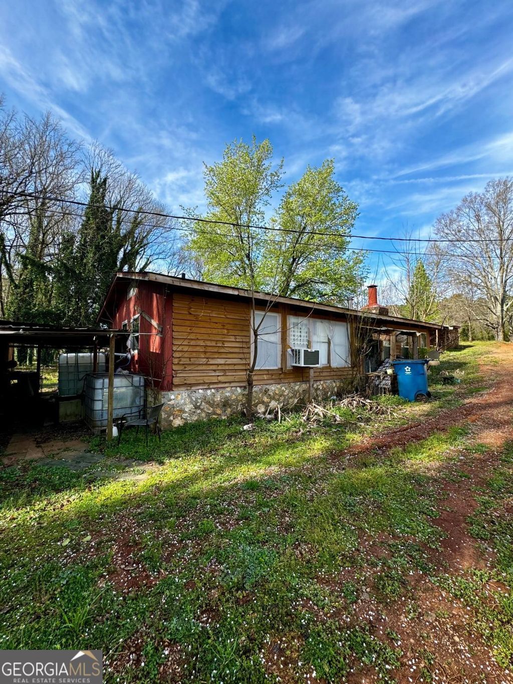 listing image 0