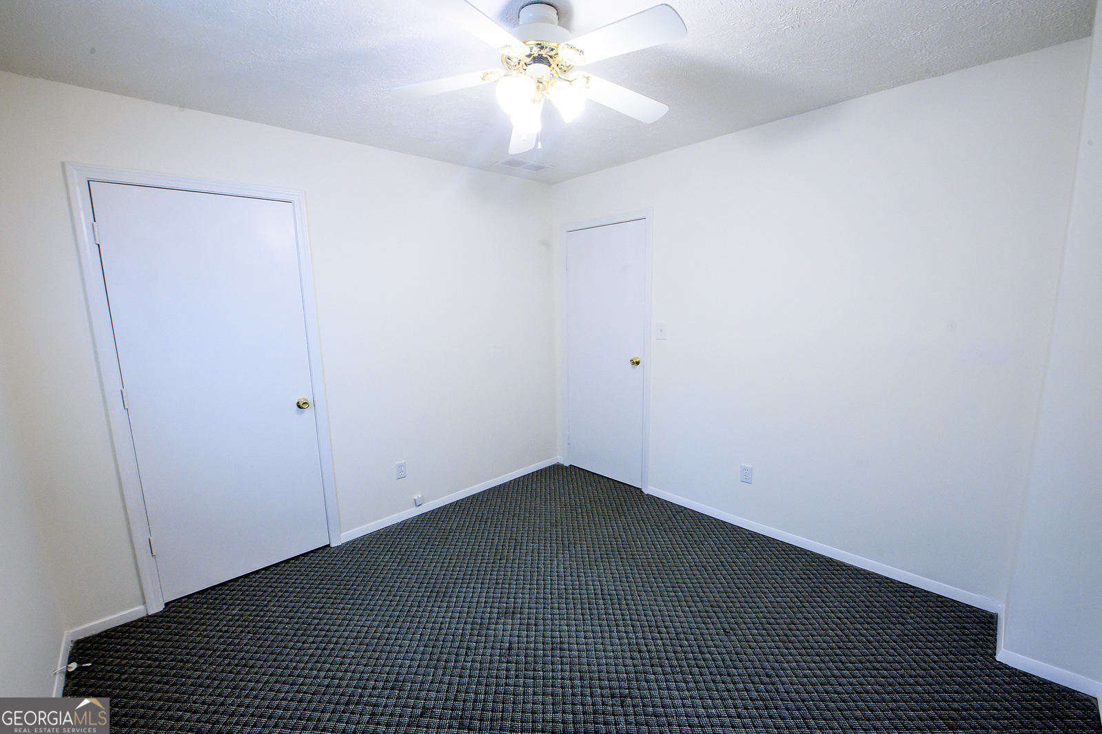 5328 Ridge Forest DR