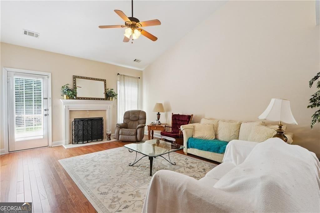 1935 Hickory Station CIR