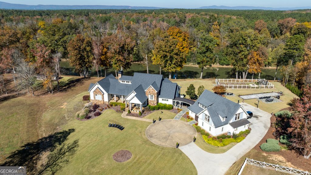 Photo of 525 N River Road NE, Rome, GA 30161 (MLS # 10651545)