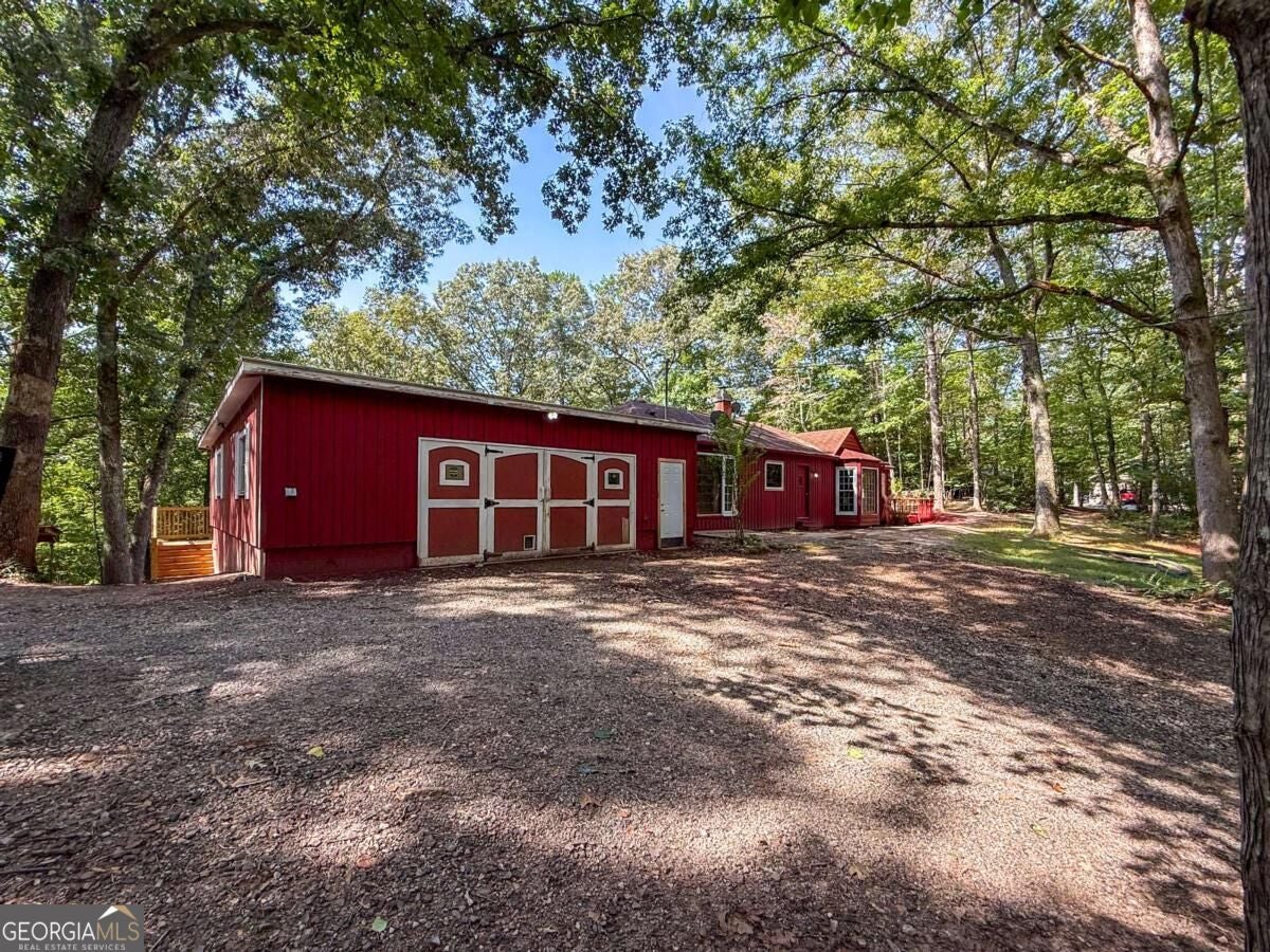 114 Funaro LN