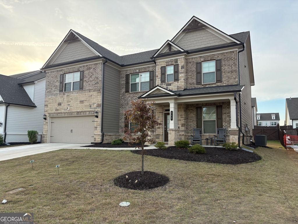 Photo of 714 Henson Farm Drive, Loganville, GA 30052 (MLS # 10736208)