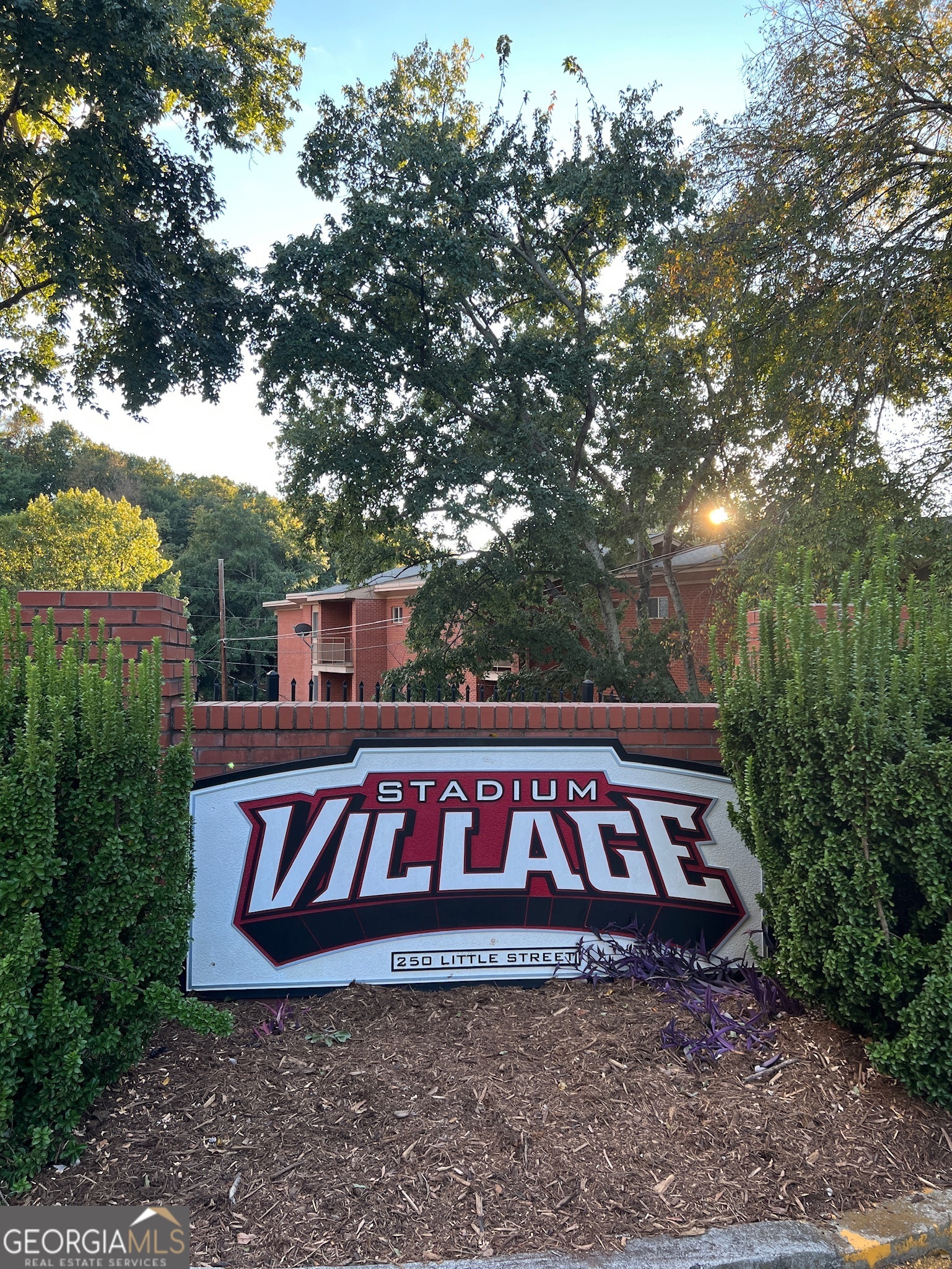 250 Little ST APT A105