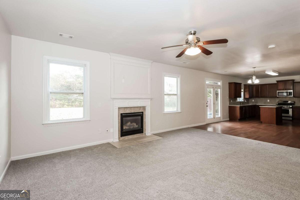 4815 Plainsman CIR