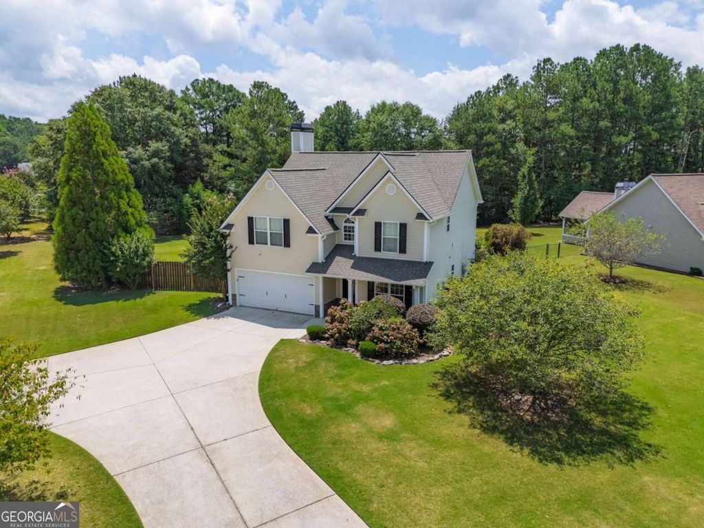 Photo of 1302 Angie Court, Loganville, GA 30052 (MLS # 10663644)