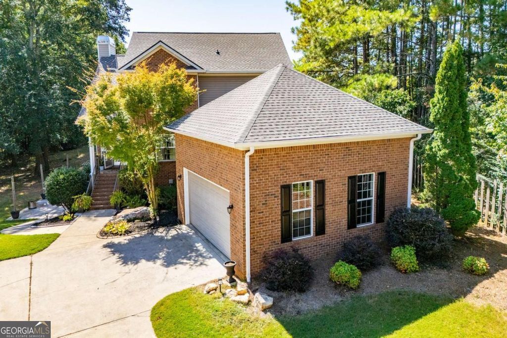 Photo of 117 Orion Terrace, Carrollton, GA 30117 (MLS # 10690697)