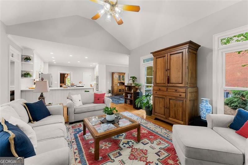 Seven Oaks - Residential