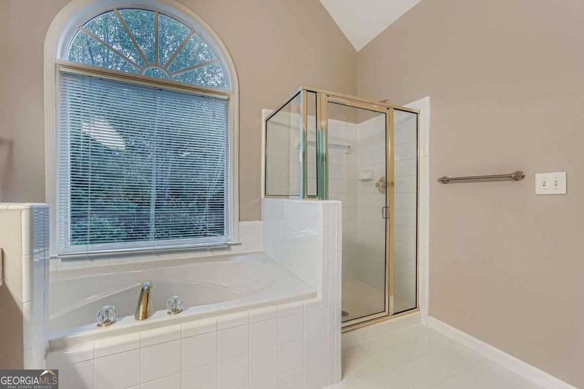 Abbots Pond - Residential Lease