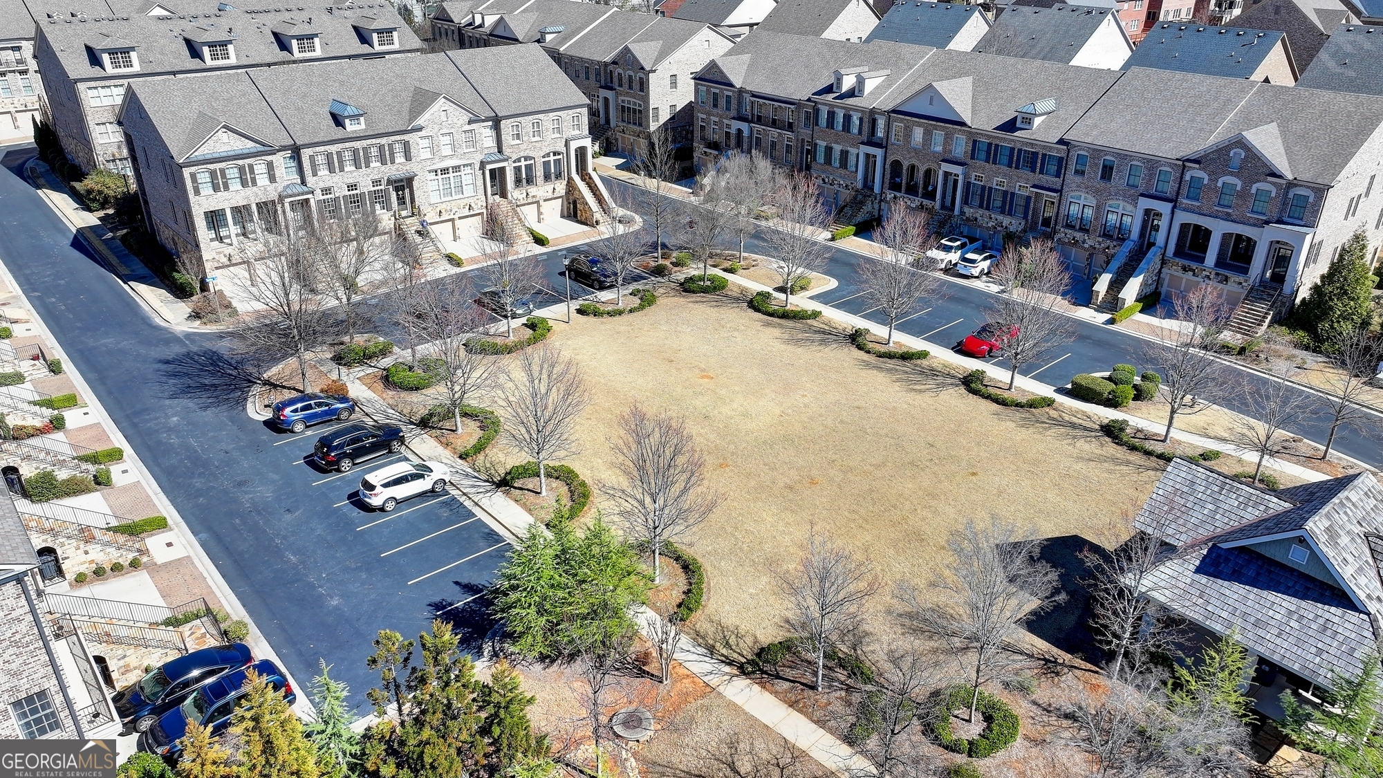 Cobblestone Manor - Residential
