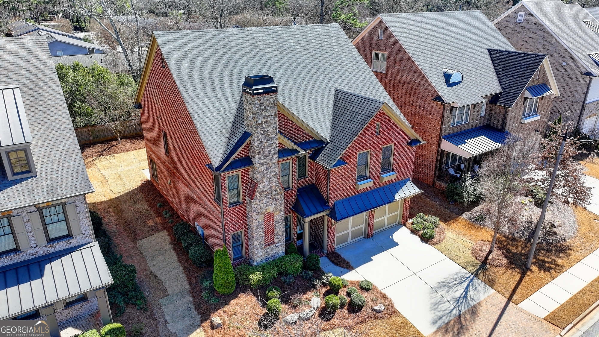 Cobblestone Manor - Residential