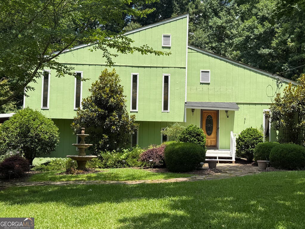 Photo of 2880 Almand Court NW, Conyers, GA 30012 (MLS # 10816926)
