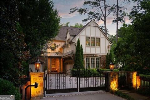 Photo of 4136 N Stratford Road NE, Atlanta, GA 30342 (MLS # 10679425)