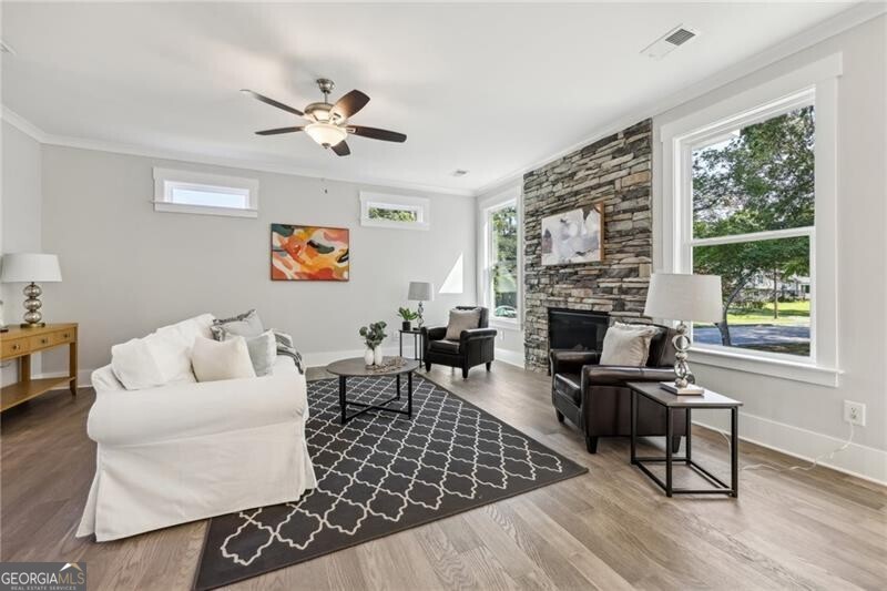 Pine Springs - Residential