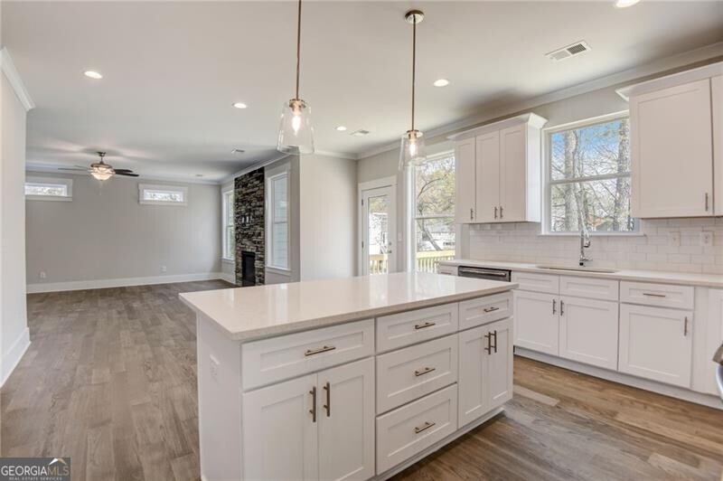 Pine Springs - Residential