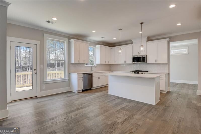 Pine Springs - Residential