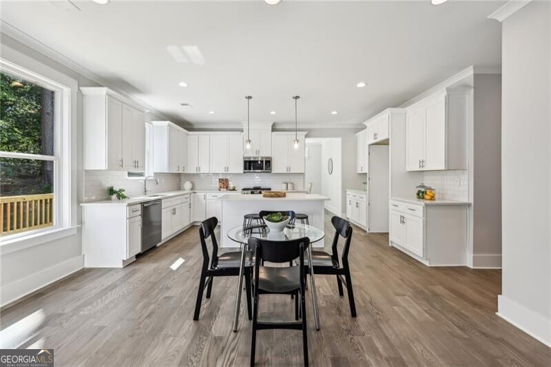 Pine Springs - Residential