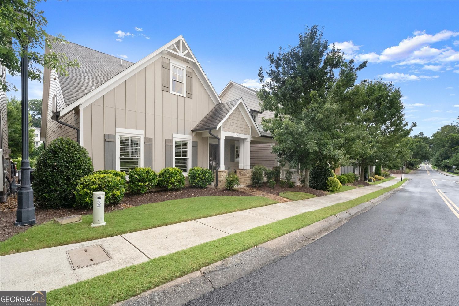 194 Red Buckeye AVE
