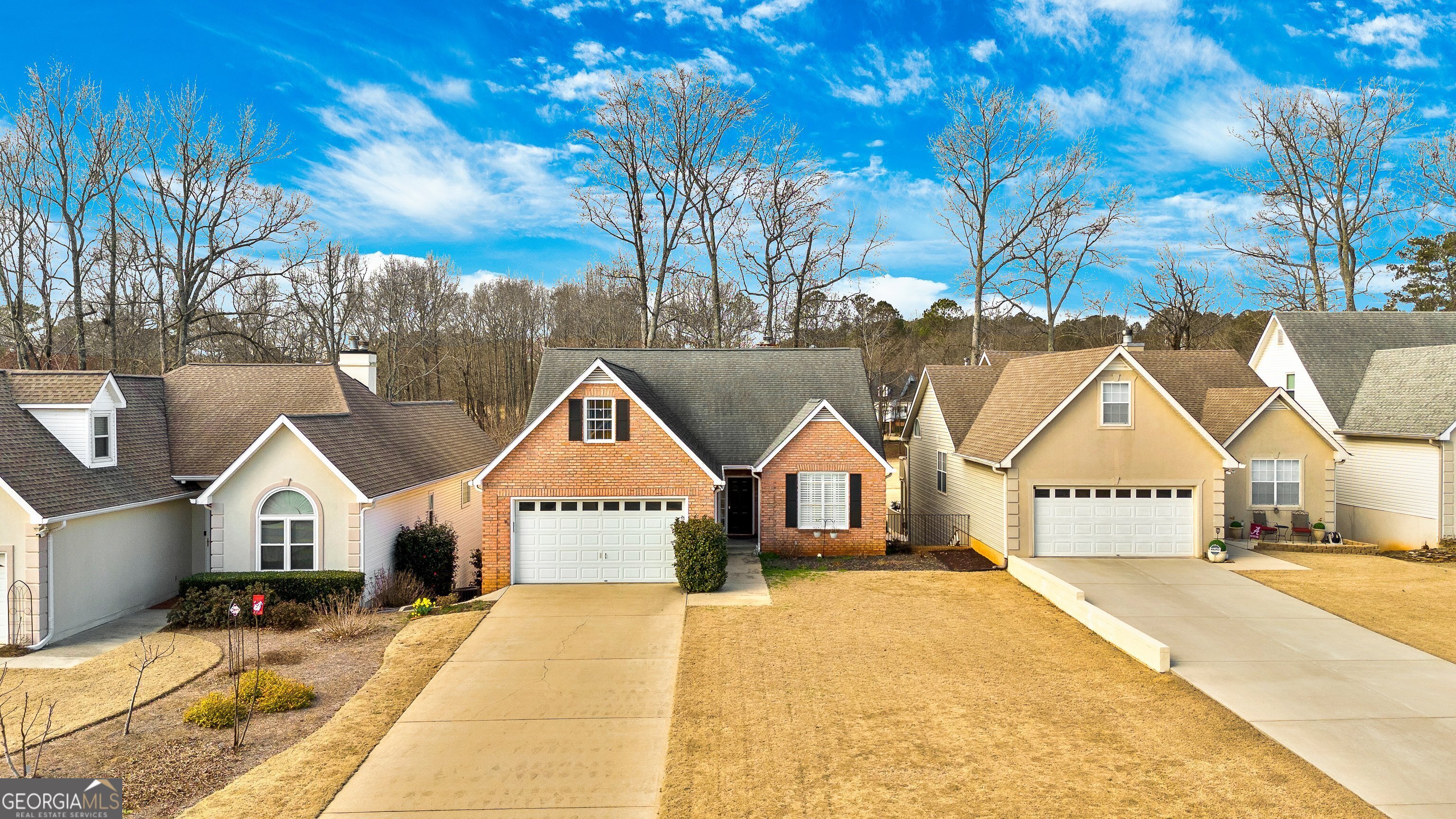 425 Fairway CT