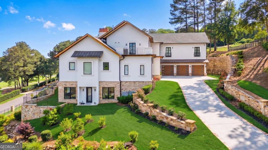 Photo of 645 River Knoll Drive SE, Marietta, GA 30067 (MLS # 10771895)