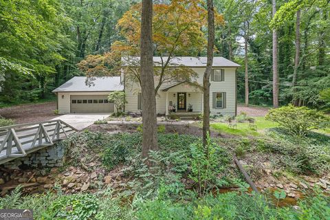 82 Vanessa DR SE Smyrna GA 30082