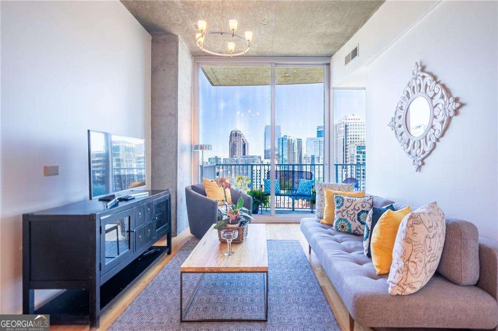 860 Peachtree ST NE 1613