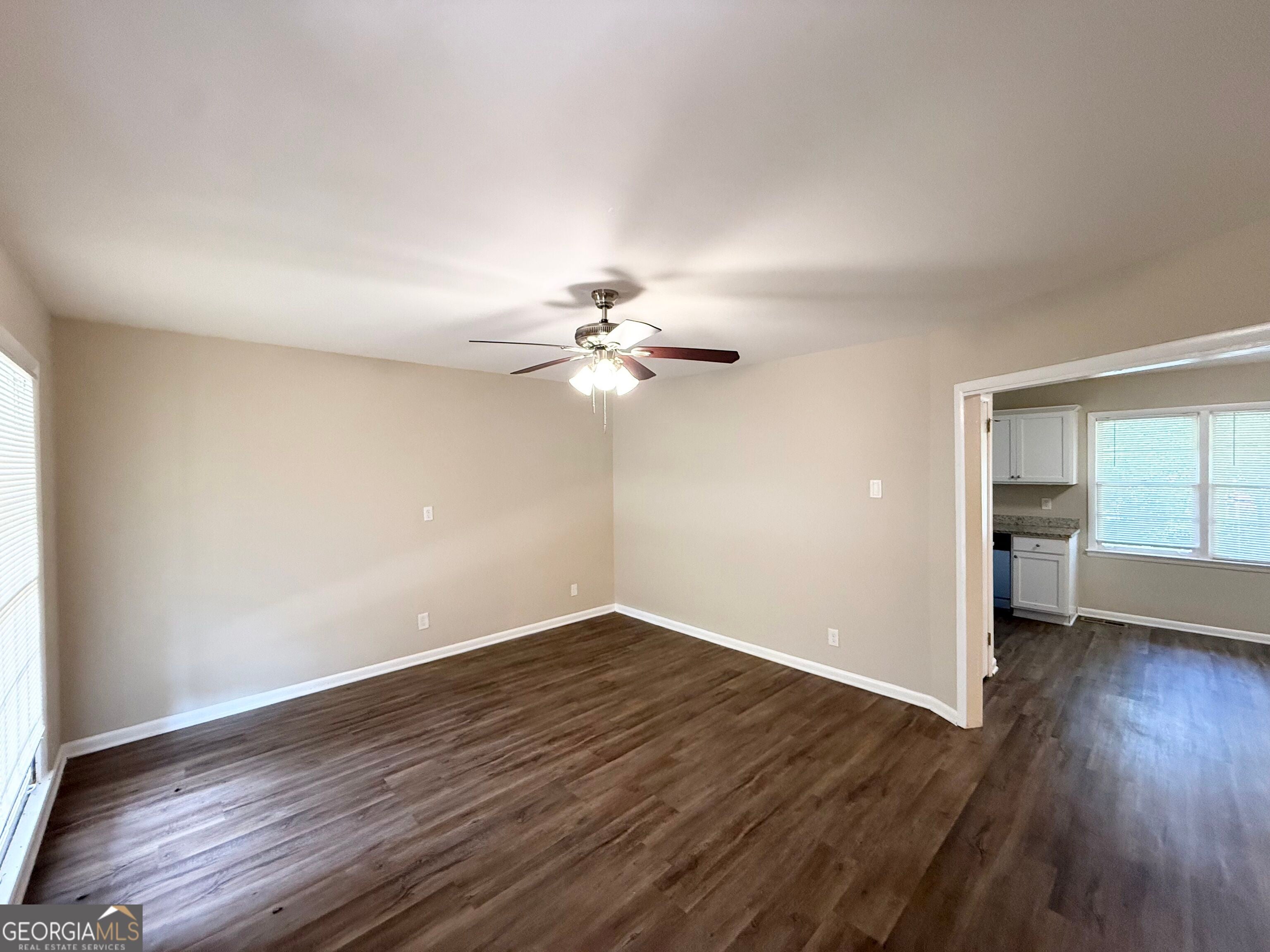 411 Pineland RD SW