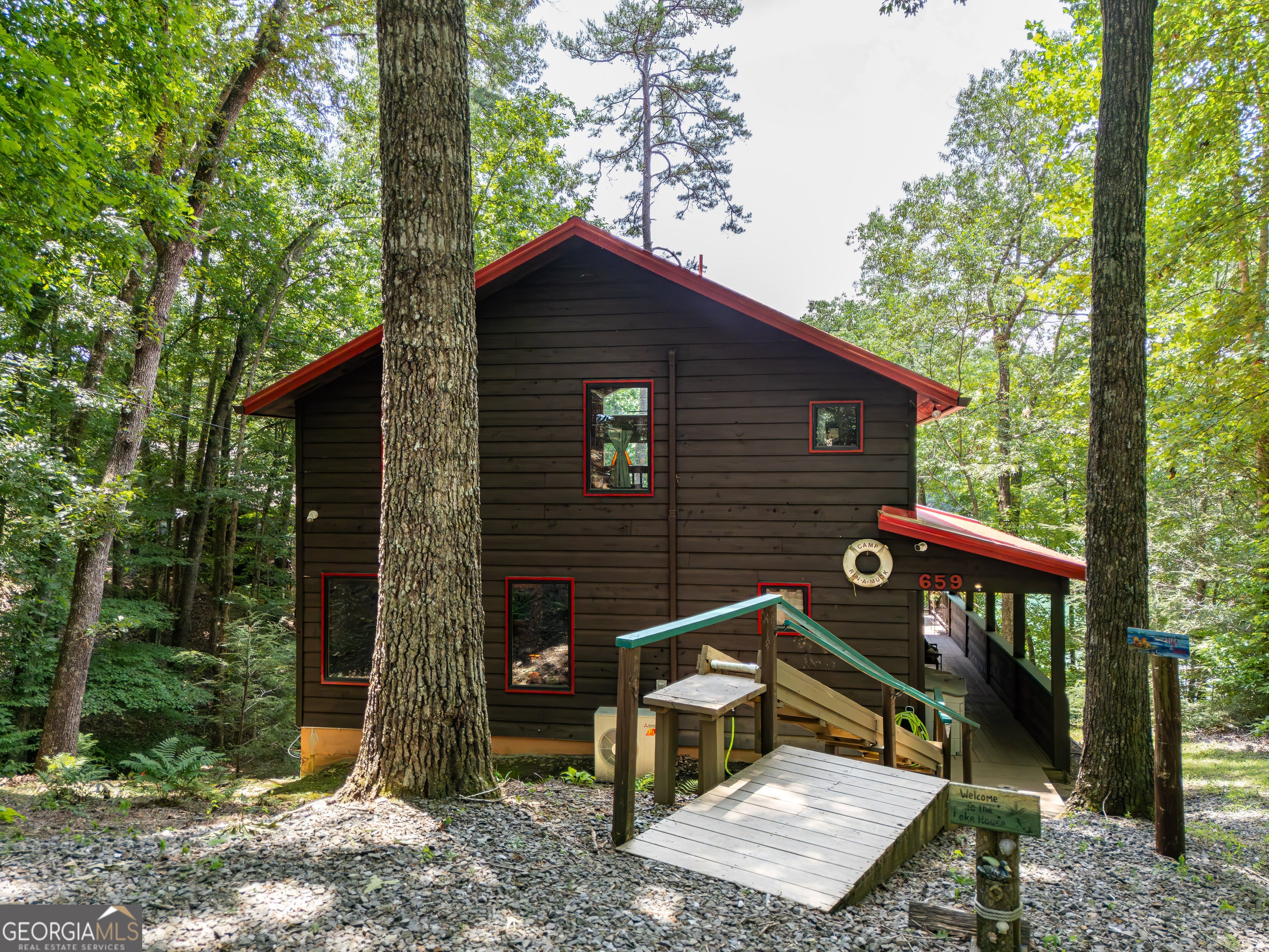 659 Lonesome Pine RD