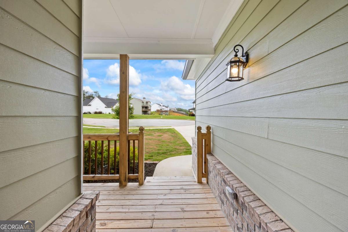 6422 Woodland Station DR