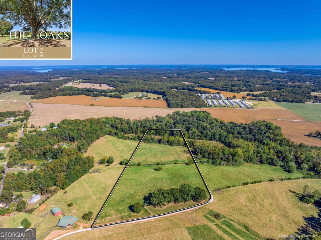 Photo of 2 The Oaks Drive, Hartwell, GA 30643 (MLS # 10841042)