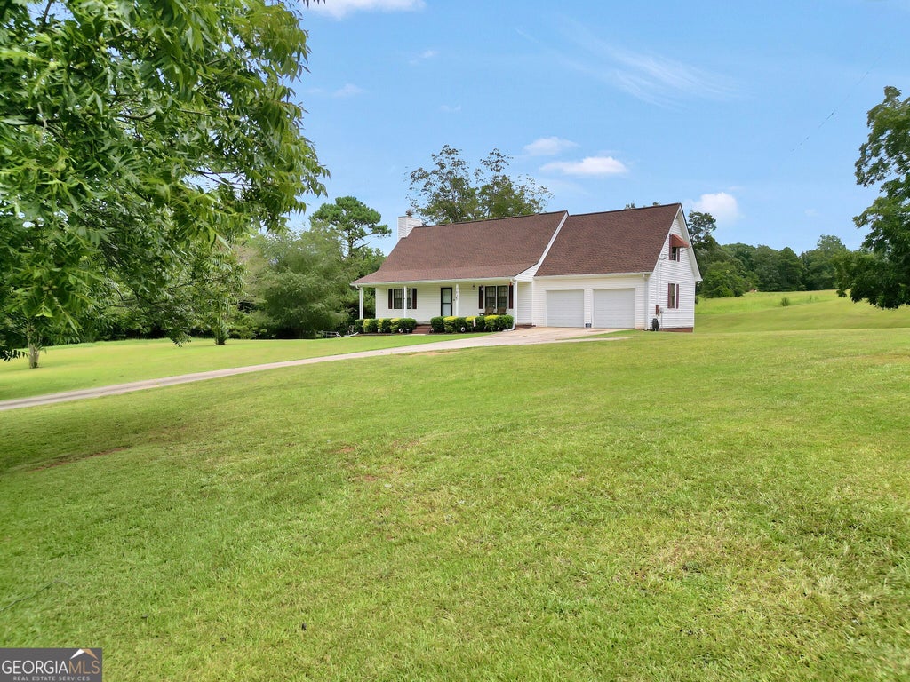 Photo of 2050 N McDonough Road, Griffin, GA 30223 (MLS # 10867657)