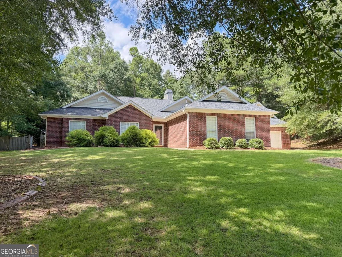 1105 River Green Court