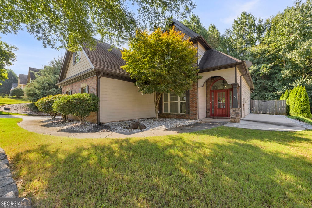 Photo of 383 Spinner Drive, Jefferson, GA 30549 (MLS # 10839805)