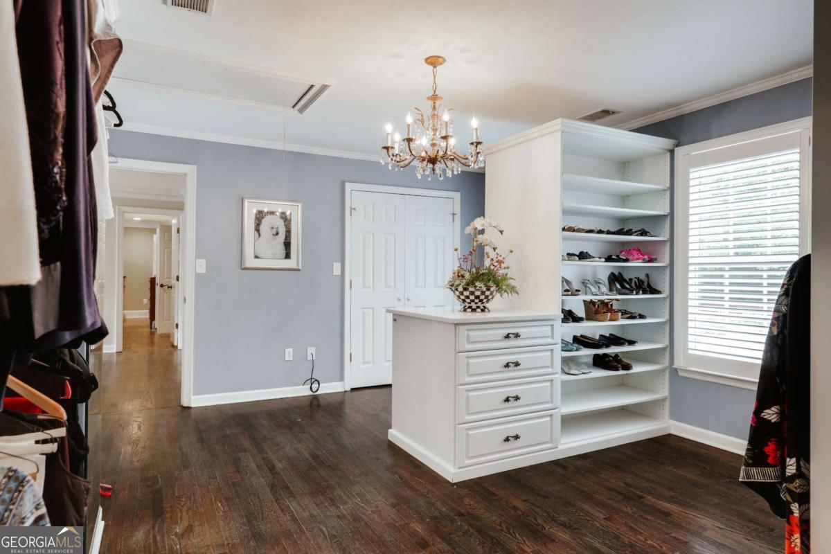 Georgian Hills - Residential