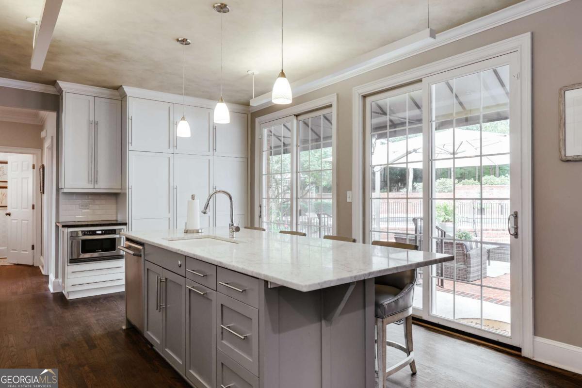 Georgian Hills - Residential