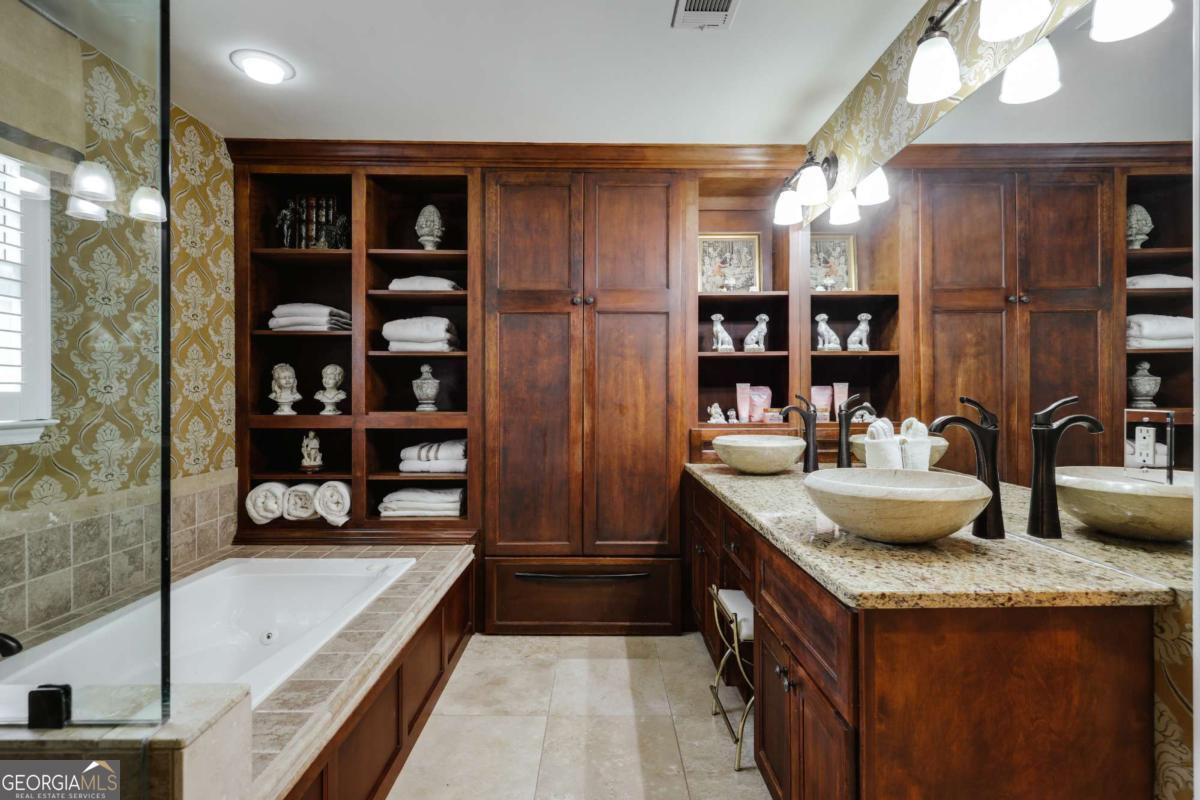 Georgian Hills - Residential