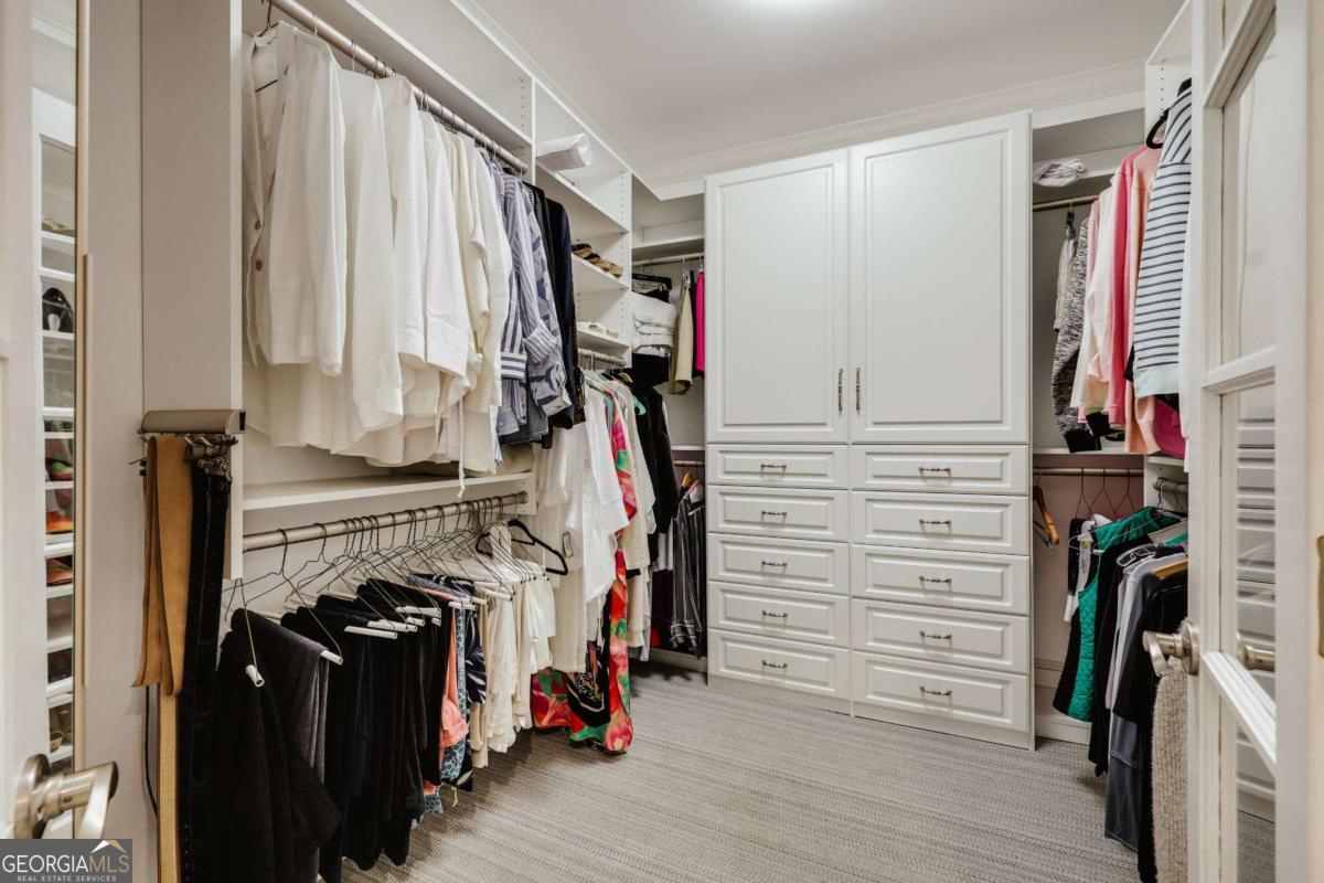 Georgian Hills - Residential