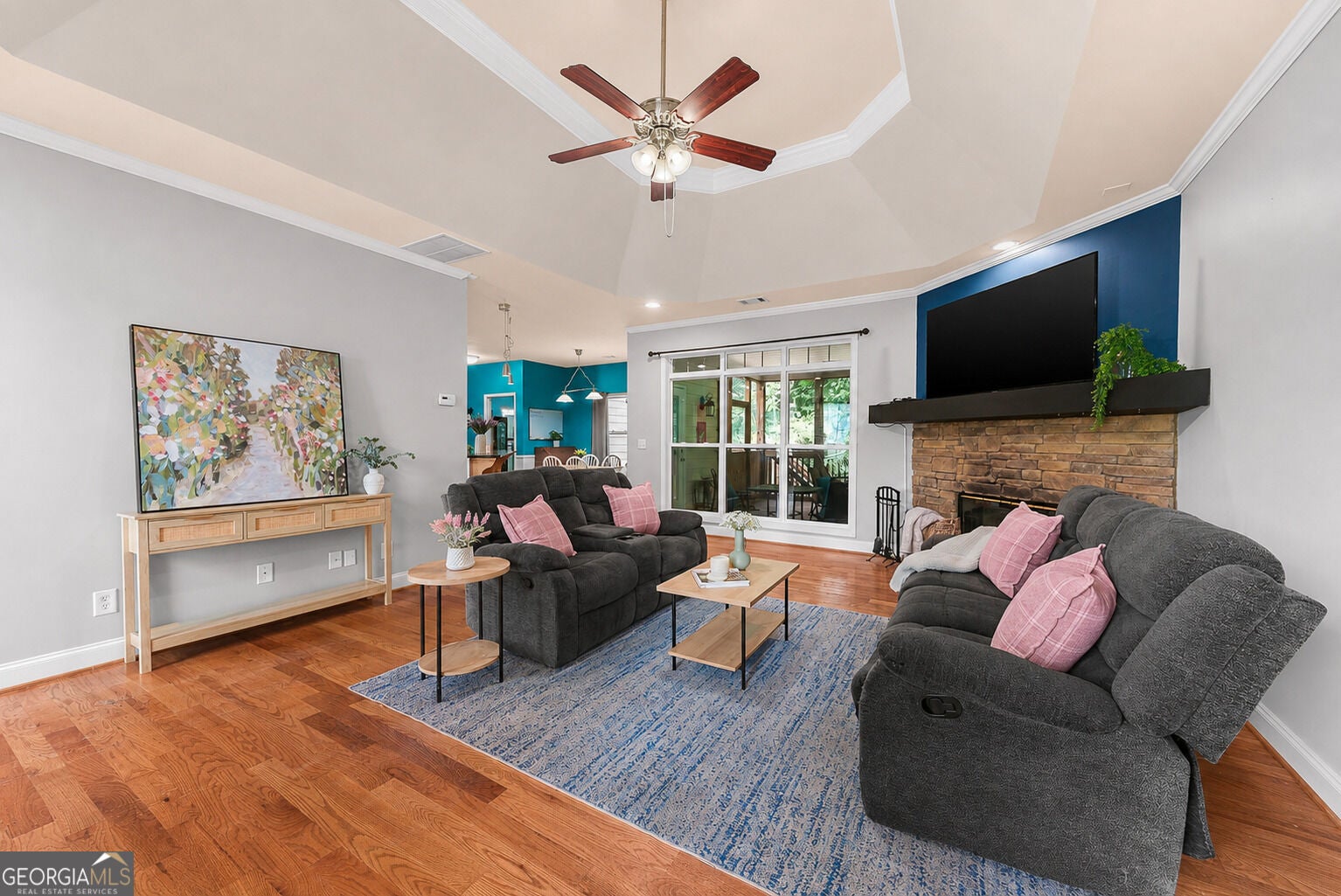 235 Brooks RD