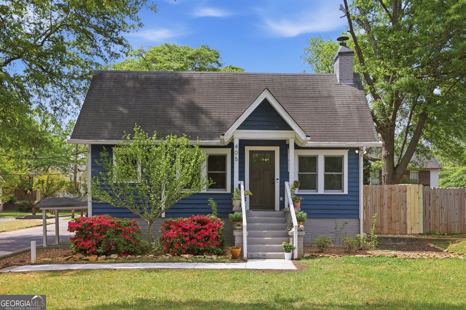 405 Holderness ST SW