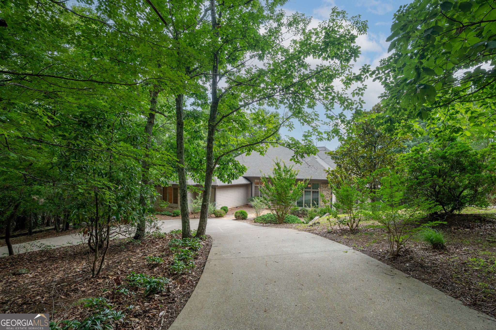 267 Starcross LN