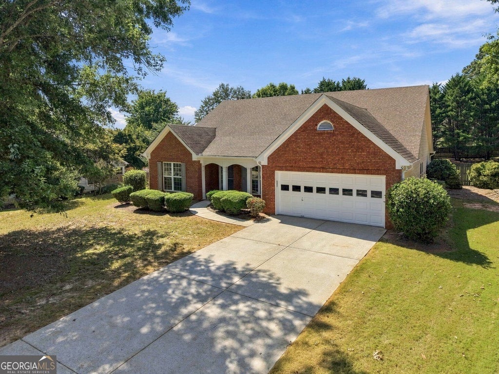 Photo of 8525 Fieldgrove Court, Gainesville, GA 30506 (MLS # 10850353)