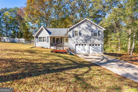 A home in Ellenwood