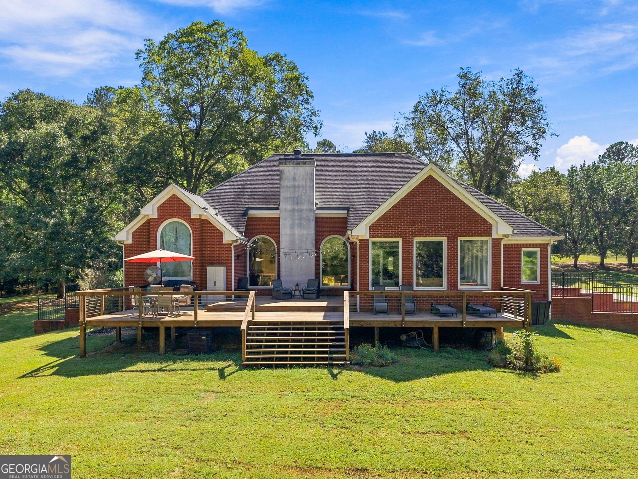 4296 Waterworks RD