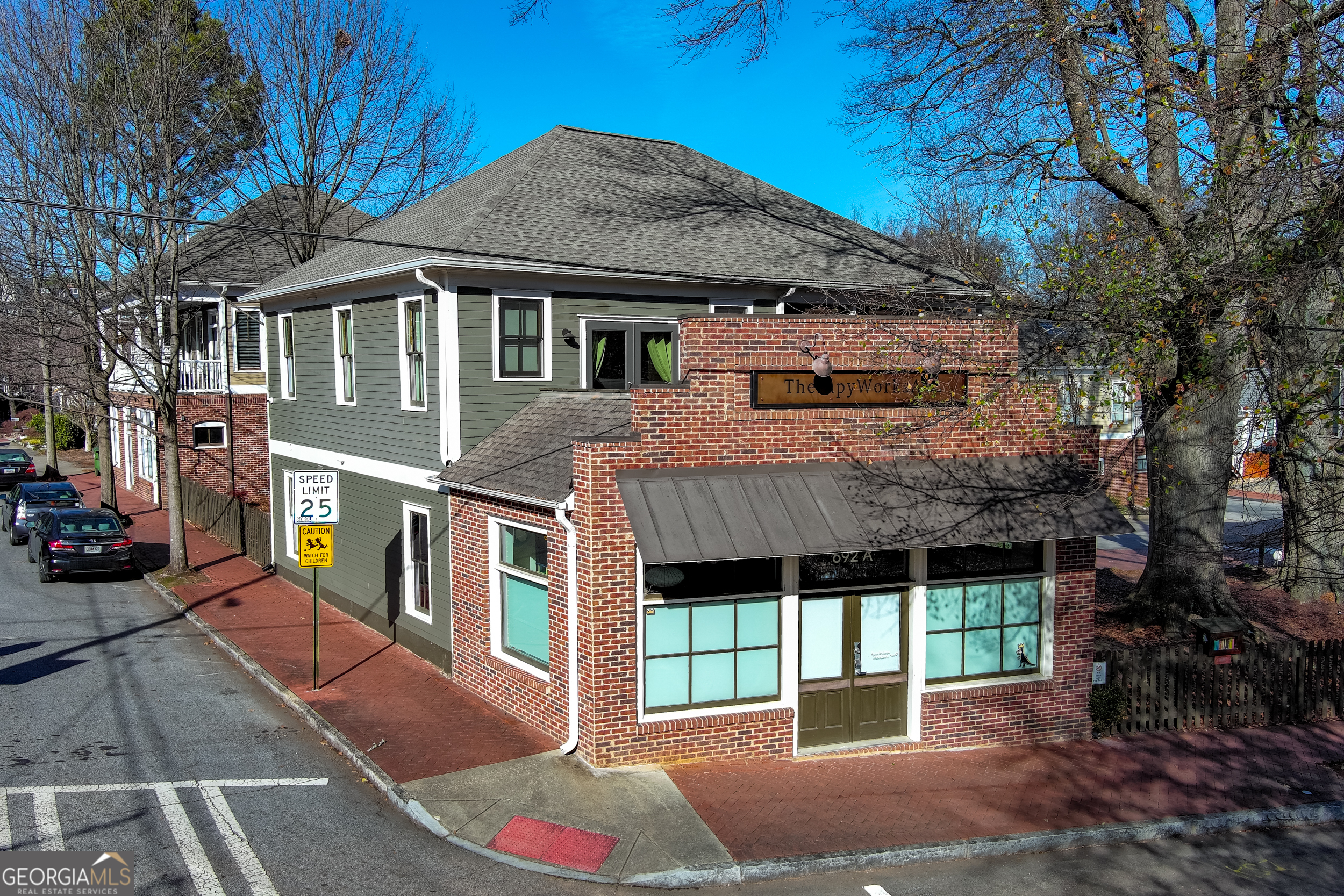692 Kirkwood AVE SE A