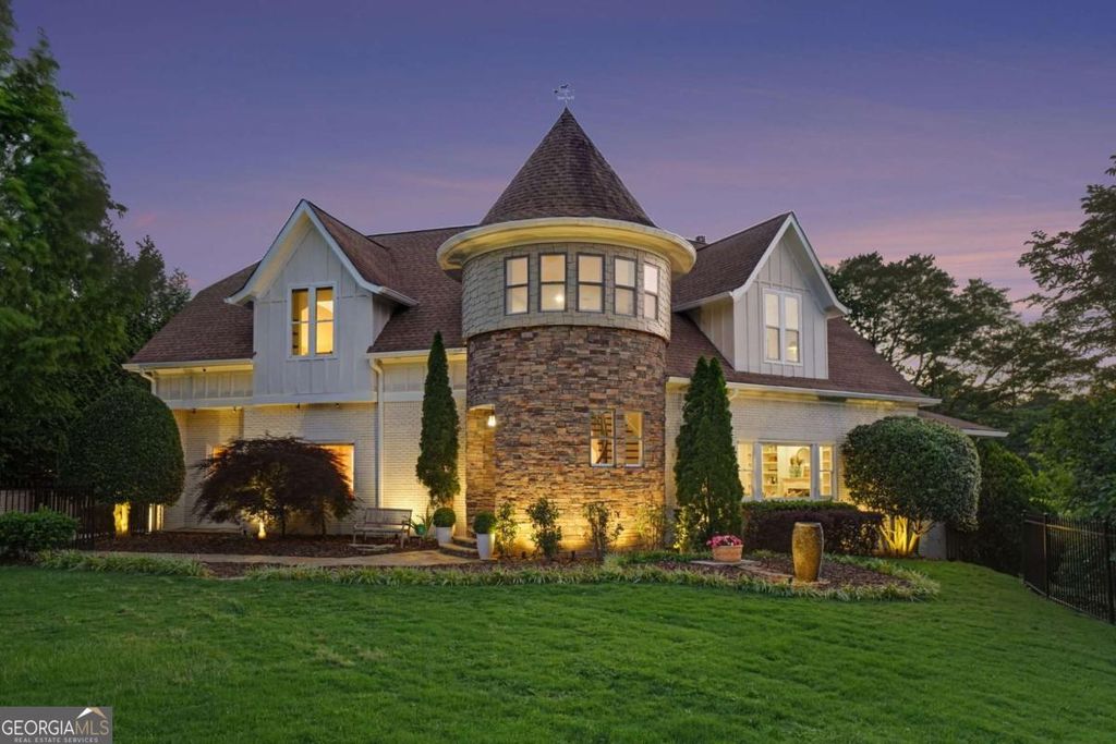 Photo of 1780 Merton Road NE, Atlanta, GA 30306 (MLS # 10781106)
