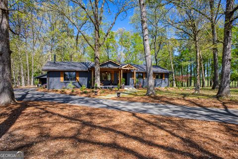 Single Family Residence in Loganville GA 1987 Lenora Road.jpg