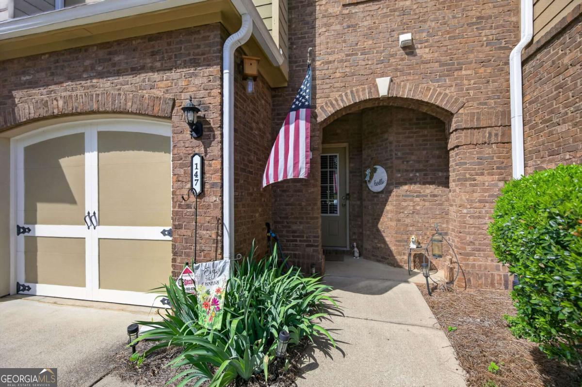 147 Trailside CIR