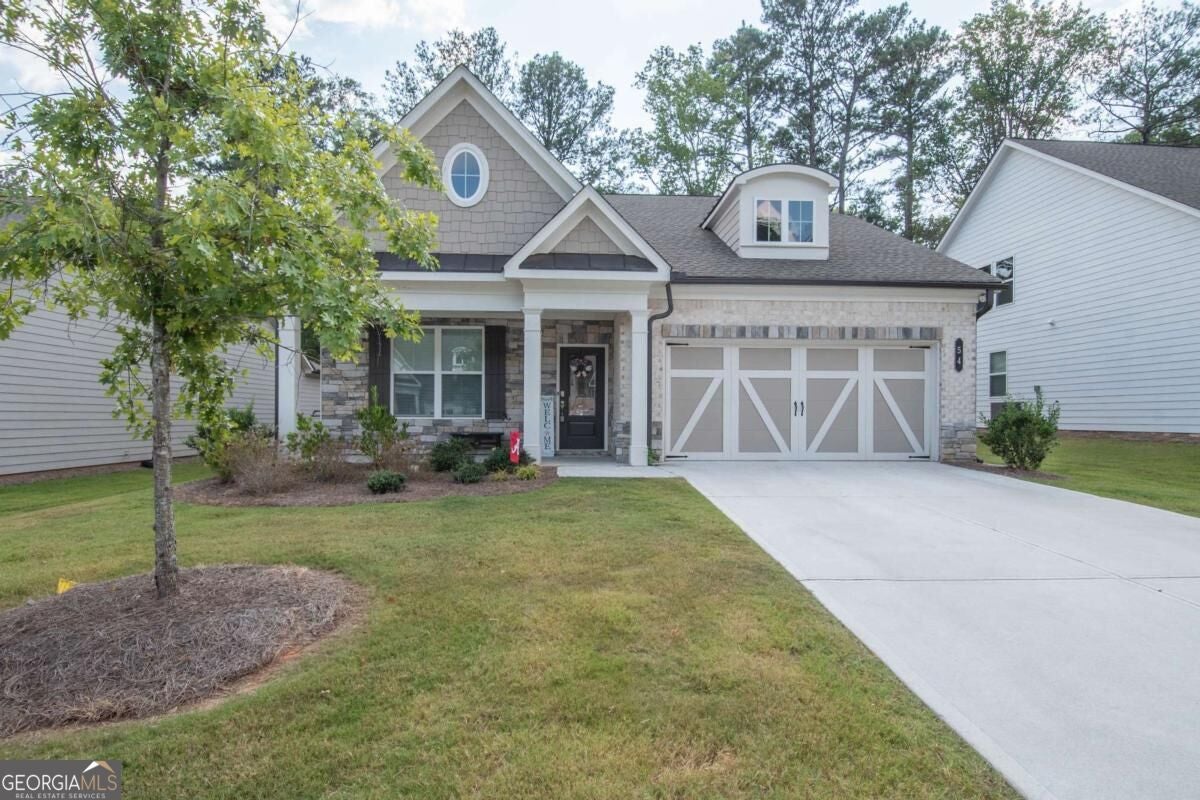 54 Airmont DR