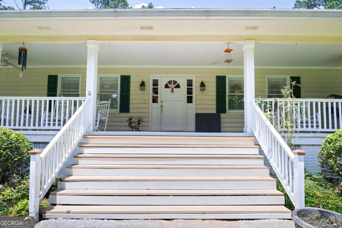1846 Bobo RD