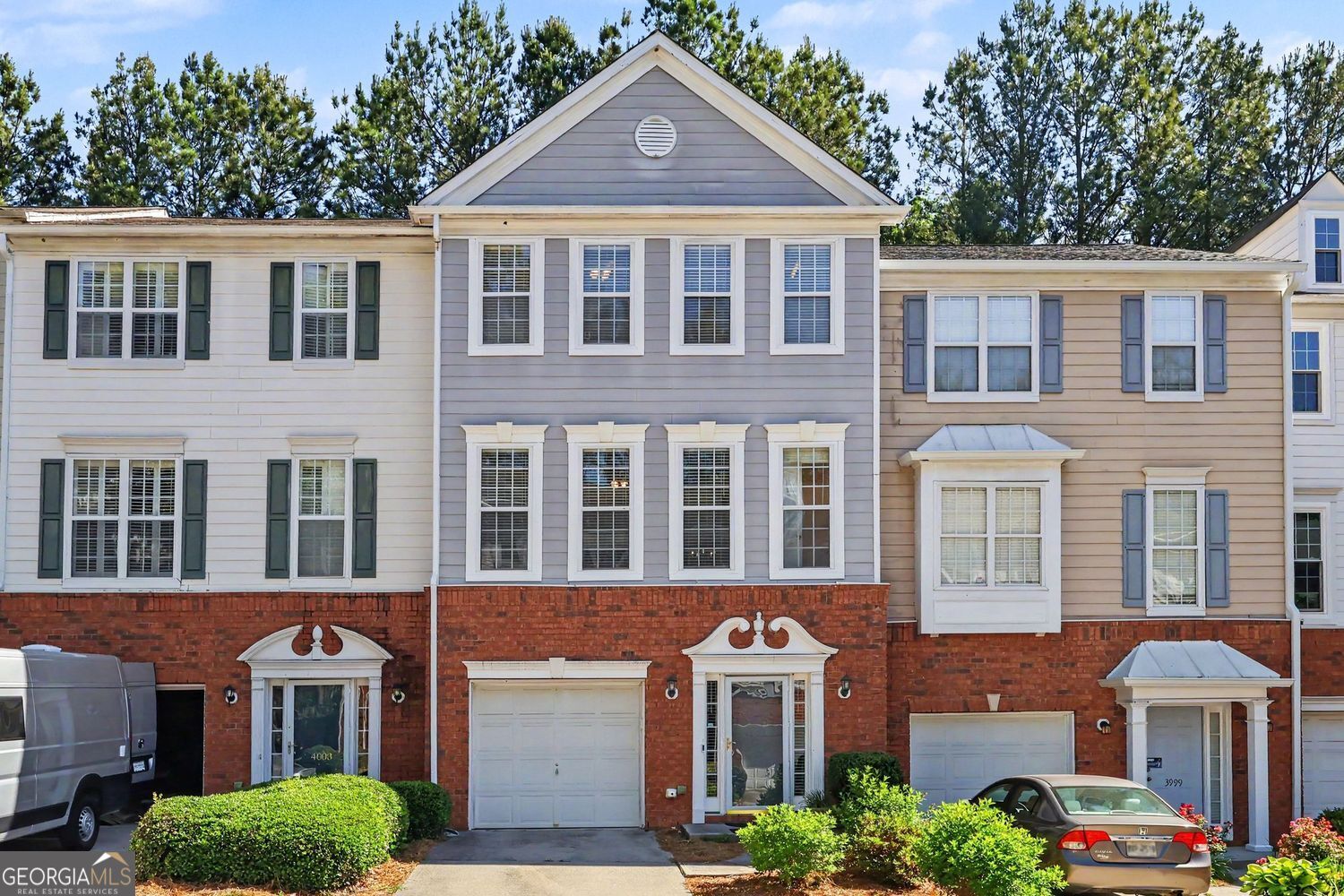 4001 Howell Park RD