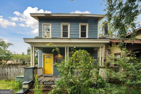 818 W 37th ST Savannah GA 31415